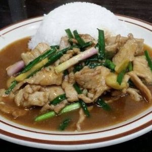 I03 姜葱猪肉饭 Ginger Onion Sliced Pork Rice