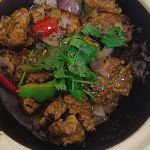 WhatsApp Image 2024-09-04 at 6.15.16 PM C06 豆豉焖排骨 Braised Pork Ribs w. Black Bean Sauce